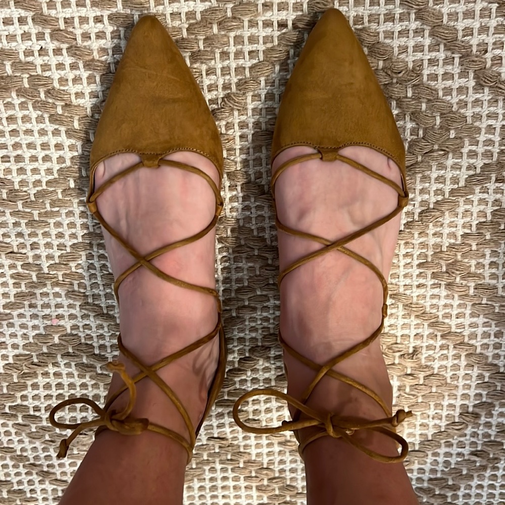 Zara Collection Women’s Lace Up Suede Point Sandals Size 40/10 (barely worn)